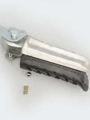 Footrest Assy r Lh CBZ xtreme N m digi product image